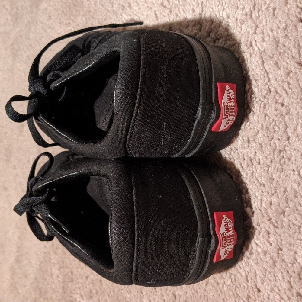 Vans black skate shoe men's 7 women's 8.5 - Picture 5 of 10